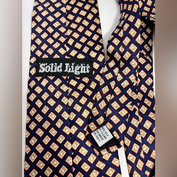 The tie bar, solid light set of 2,   100% silk ties - Picture 5 of 6